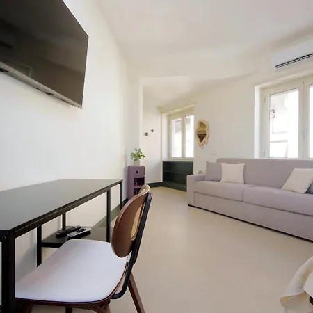 Big Mama S Apartment